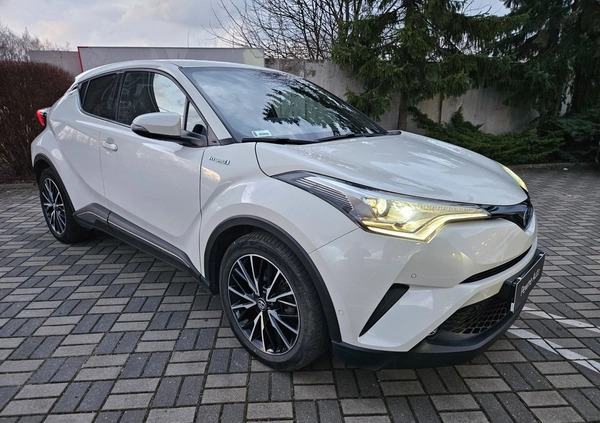 Toyota C-HR cena 87900 przebieg: 84000, rok produkcji 2016 z Szadek małe 301